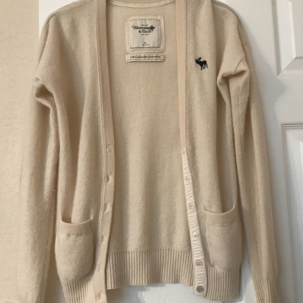 Cream cashmere Abercrombie & Fitch cardigan
